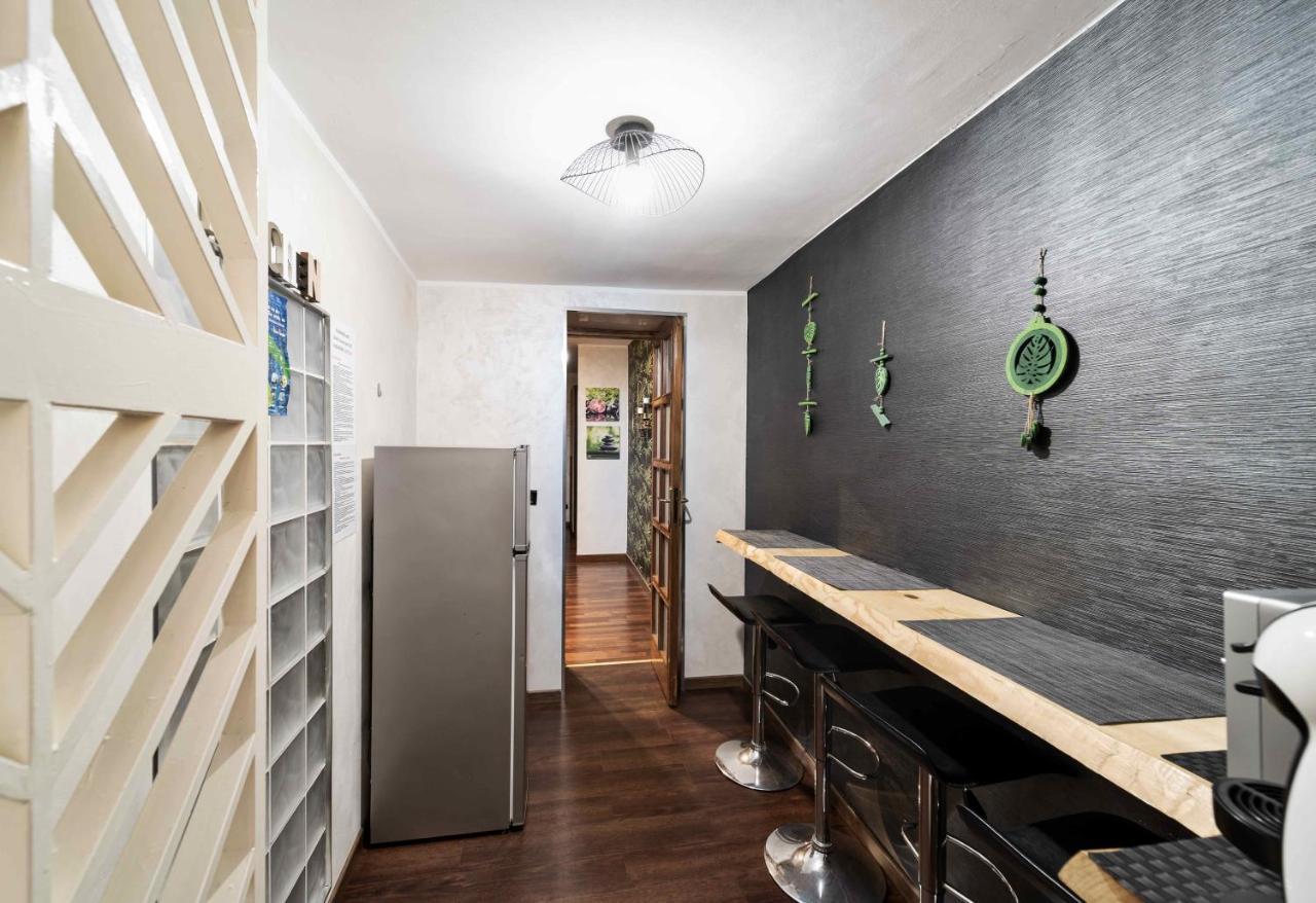 Newhouse Dei Mille Apartment Bari Exterior photo