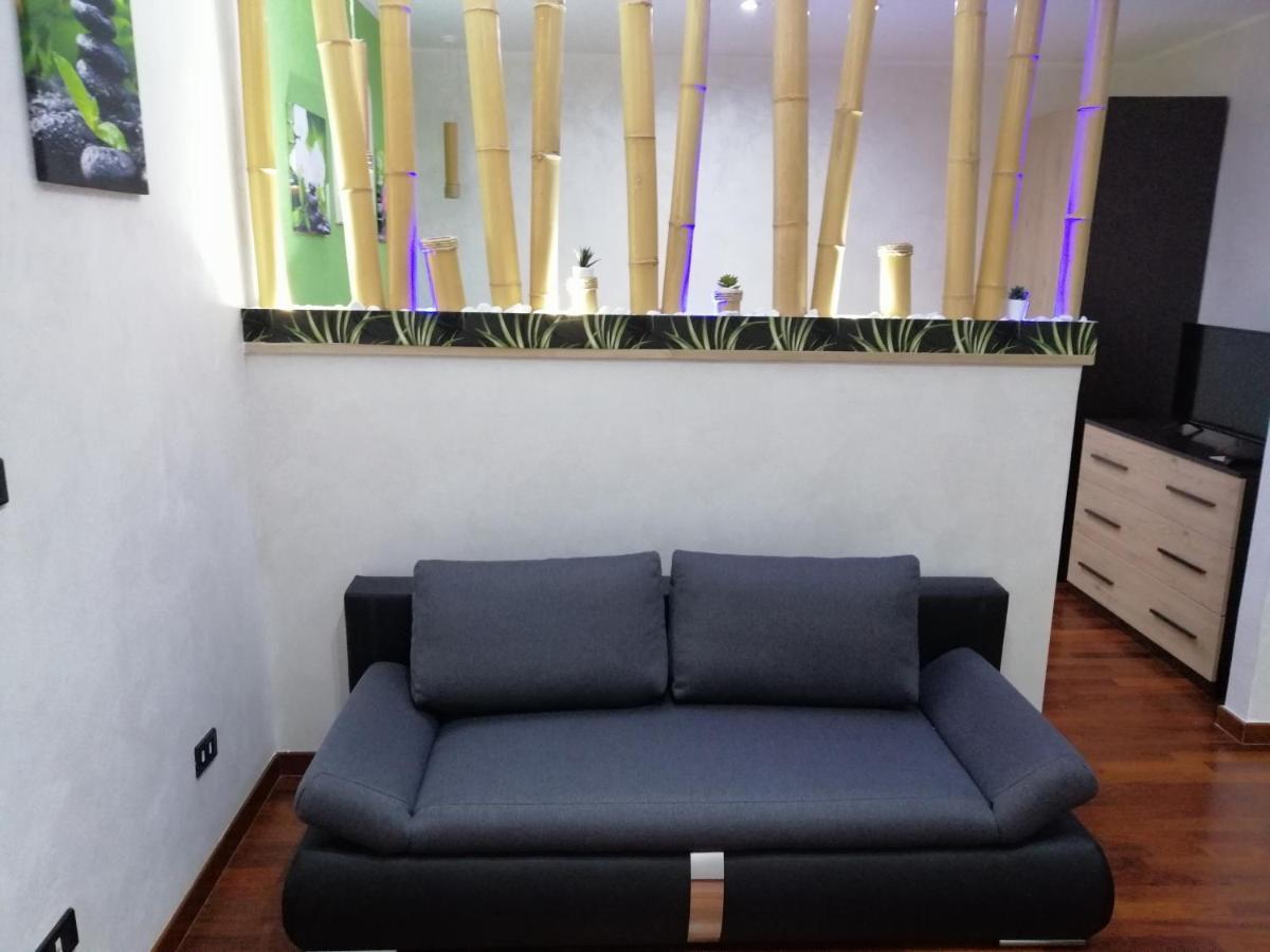 Newhouse Dei Mille Apartment Bari Exterior photo